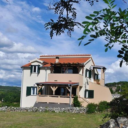 Apartmani Carnizza Ražanac Exteriör bild