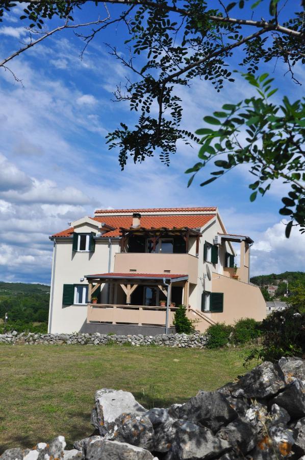 Apartmani Carnizza Ražanac Exteriör bild