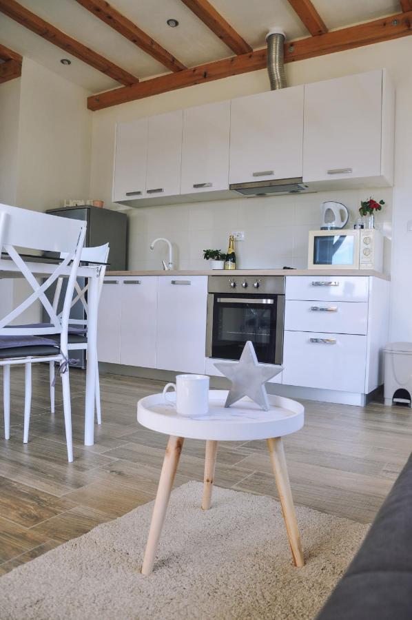 Apartmani Carnizza Ražanac Exteriör bild