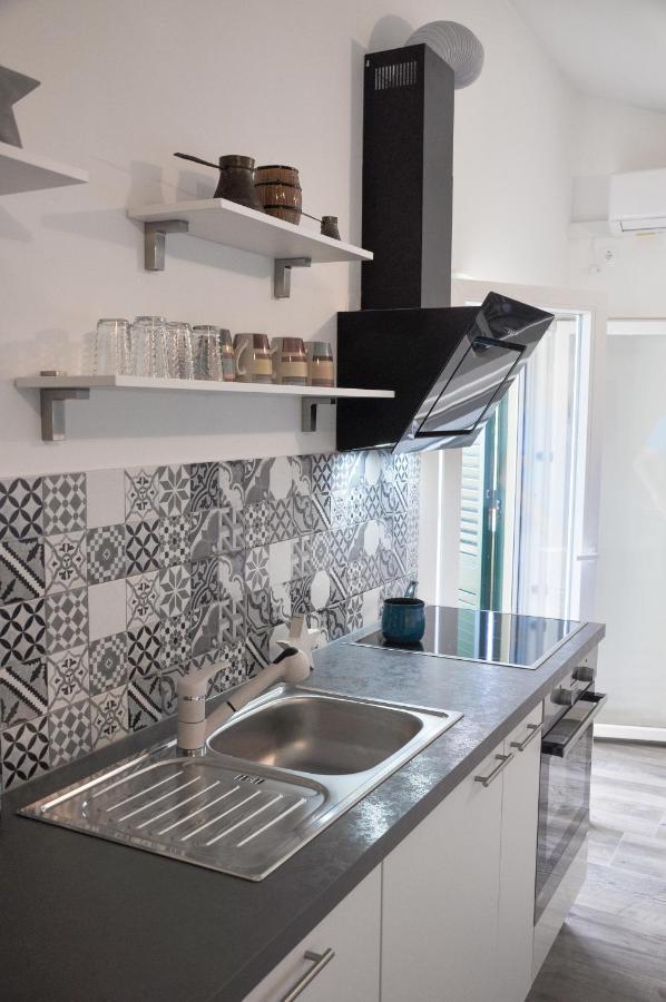 Apartmani Carnizza Ražanac Exteriör bild